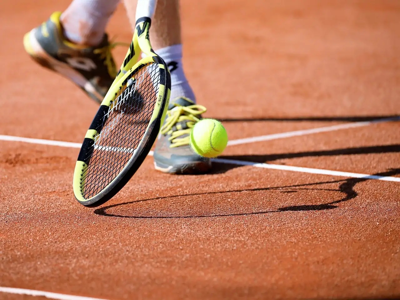 Vind een tennisbaan in de buurt voor uw volgende wedstrijd