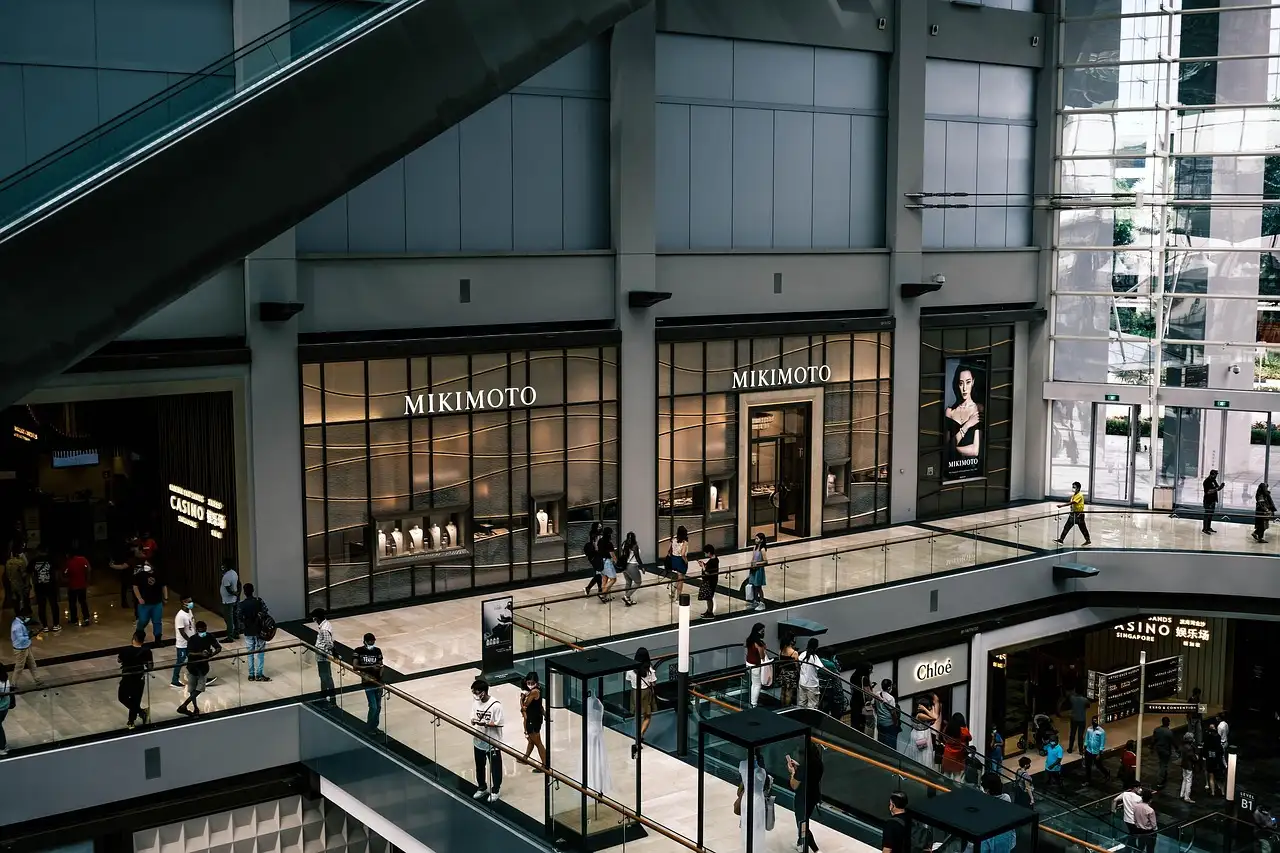 Shopping mall in de buurt